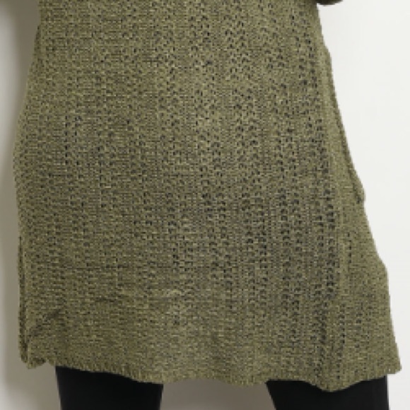 🍃Olive open front hooded knit sweater cardigan. - Picture 6 of 6